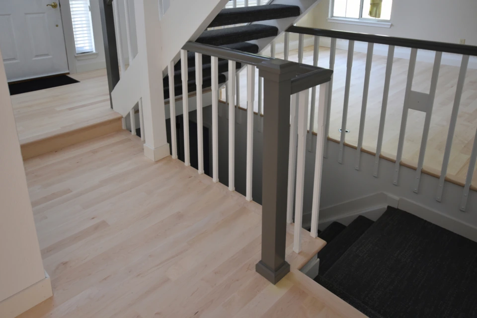 Loba Invisible on Maple Select Grade
