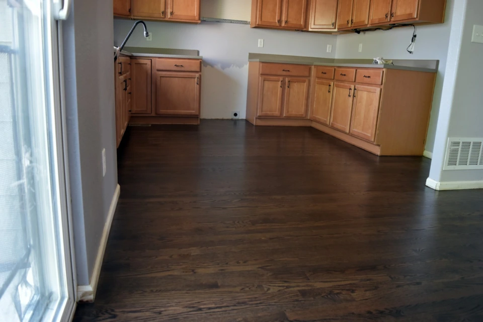 Red Oak. Coffee Brown Stain