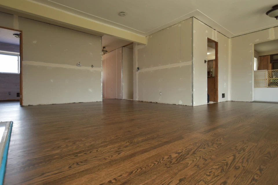 Dark Walnut