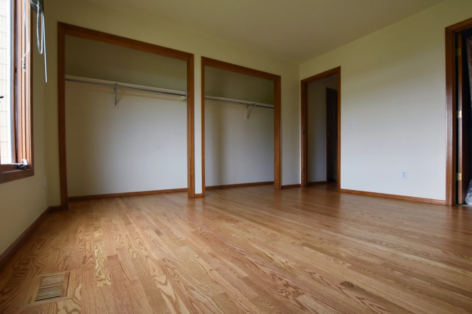 Red Oak - Bona Golden Oak Stain