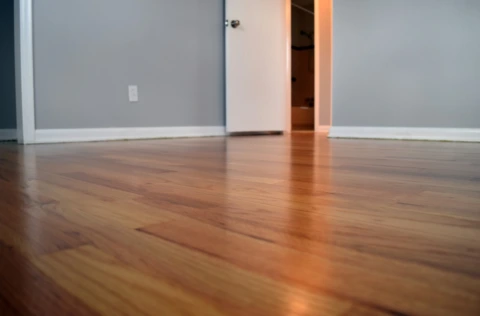 OIl-Based Finish on Red Oak - Grain