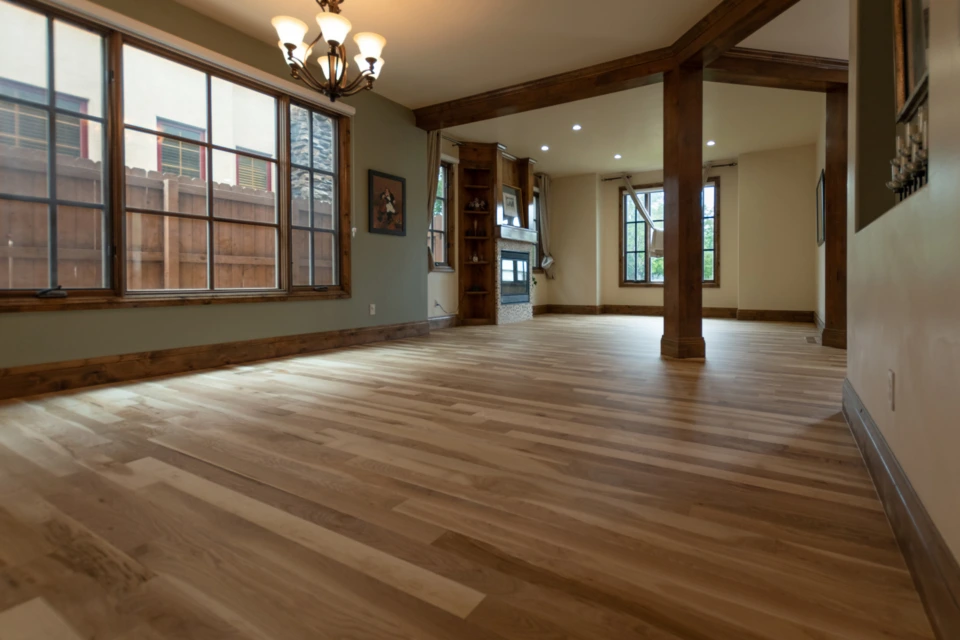Invisble on White Oak