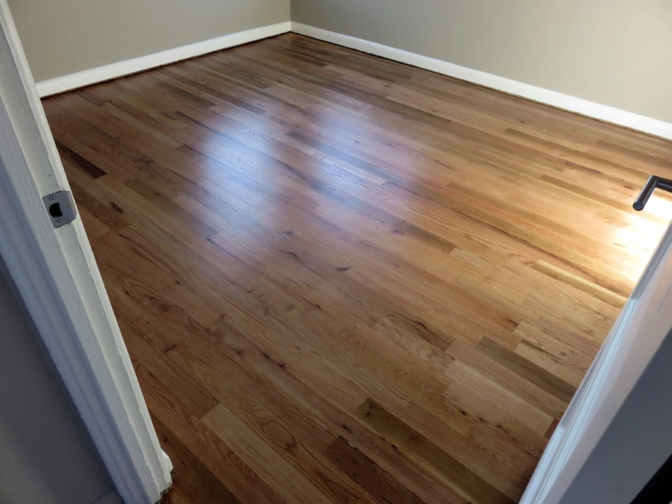 Red & White Oaks Stained Natural
